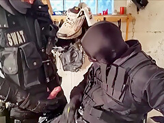 3 german swat cops cuming