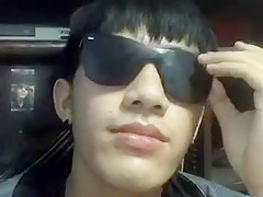 เด็กไทยเงี่ยน